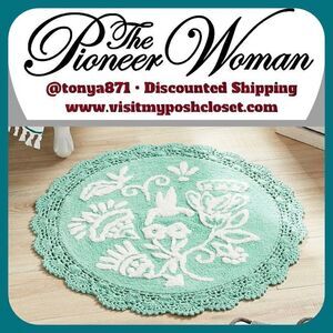 🦋 New Pioneer Woman Mazie Floral Crochet Round Cotton Bath Rug, Mint, 24" x 24"